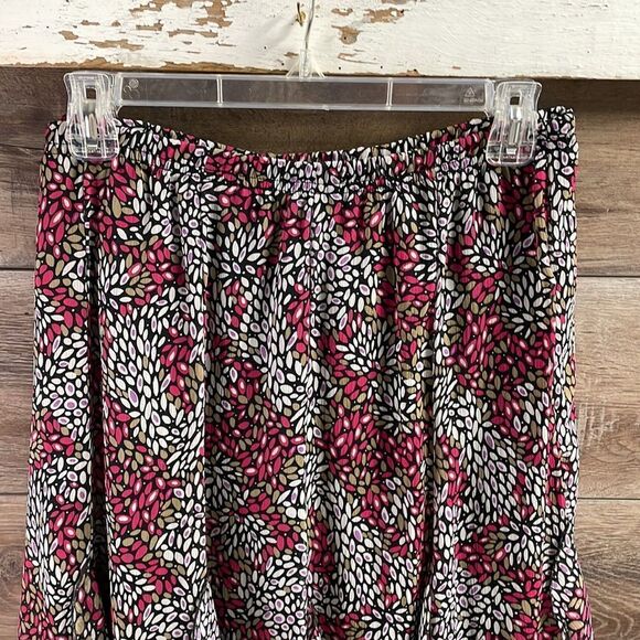CounterParts Floral Full Skirt w/ Ruffled Bottom, Size Medium,Fushia,Black,White - Picture 3 of 8